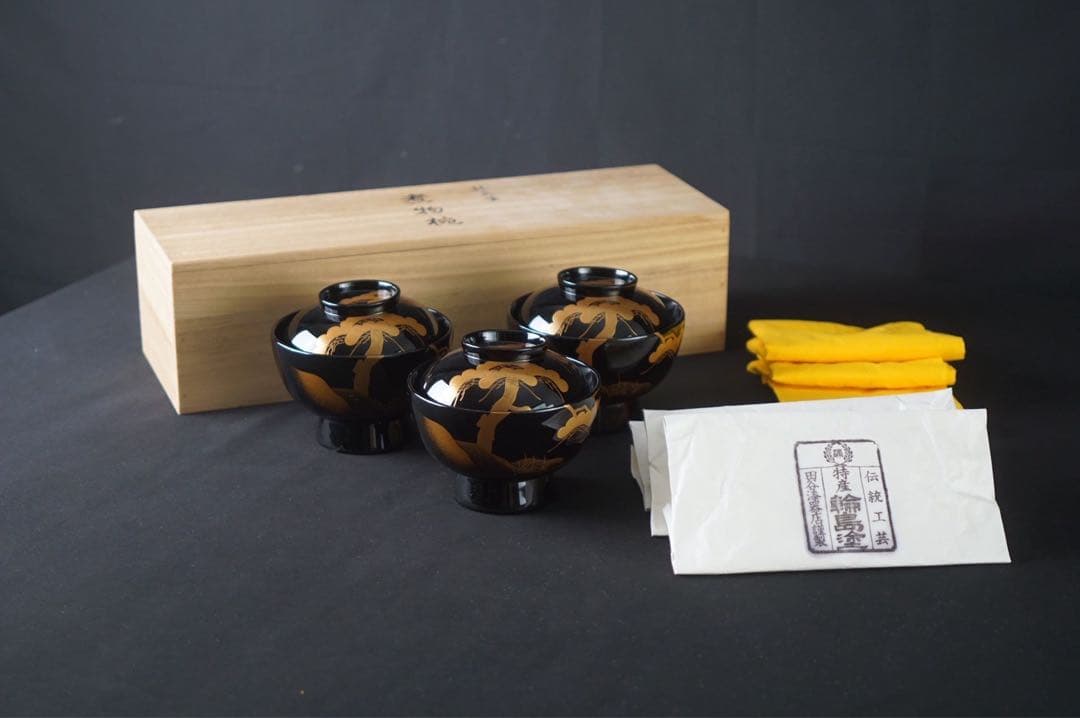 輪島塗 田谷漆器店 松蒔絵 煮物椀 三客 共箱 美品