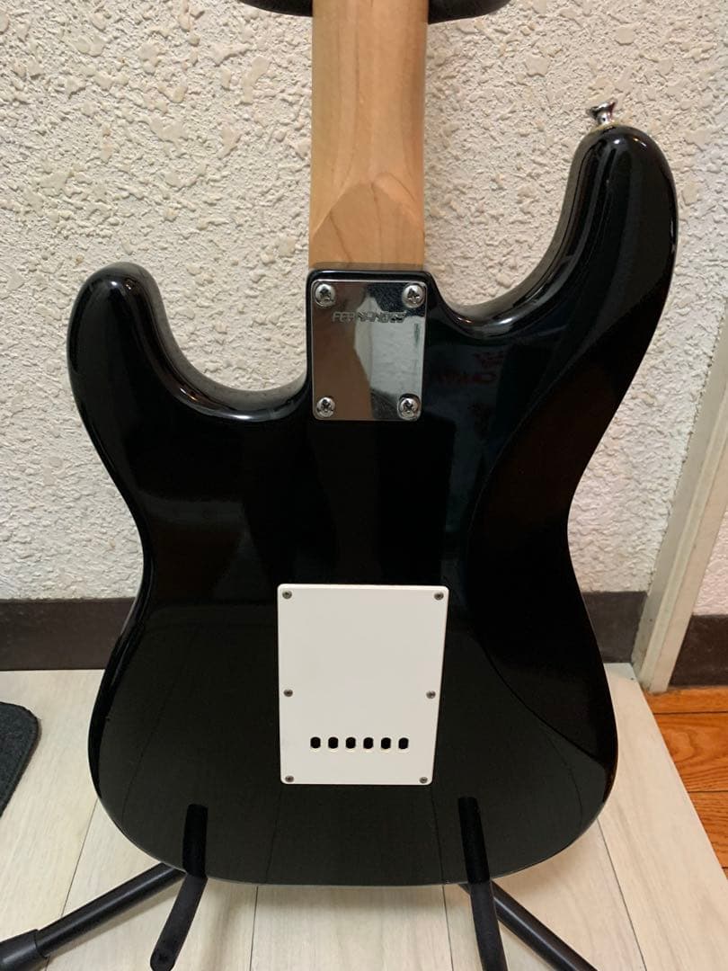 FERNANDES フェルナンデス　エレキギター　FG