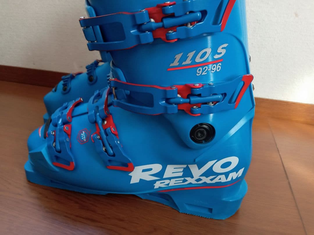 REXXAM REVO 110S 左足甲シェル出し済