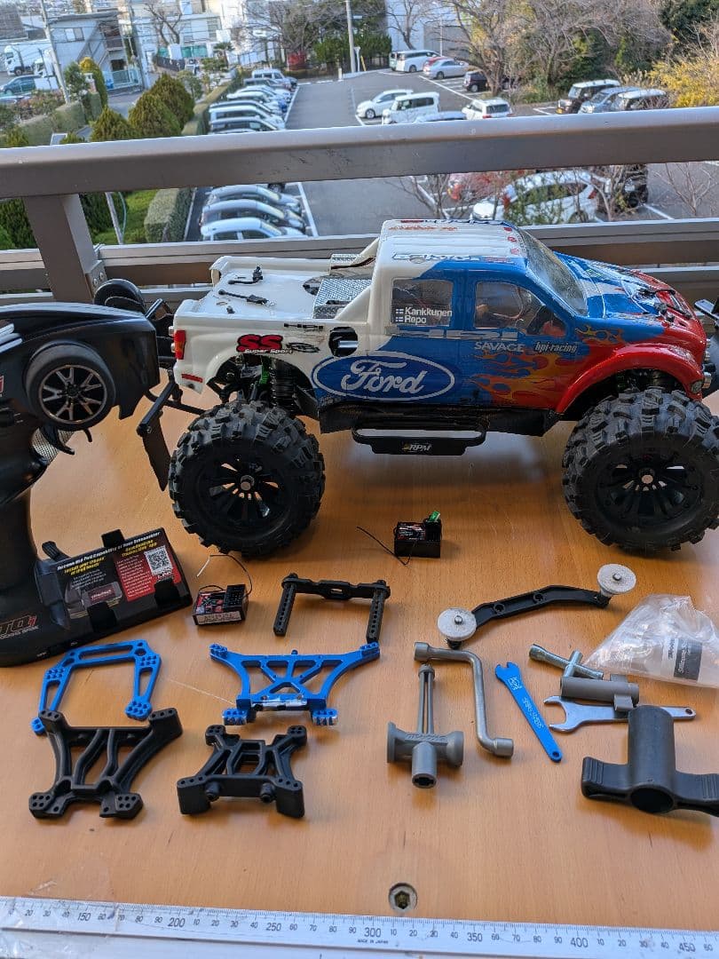 トラクサス SCT 4WD オプションパーツ付き　プロポも付きます。