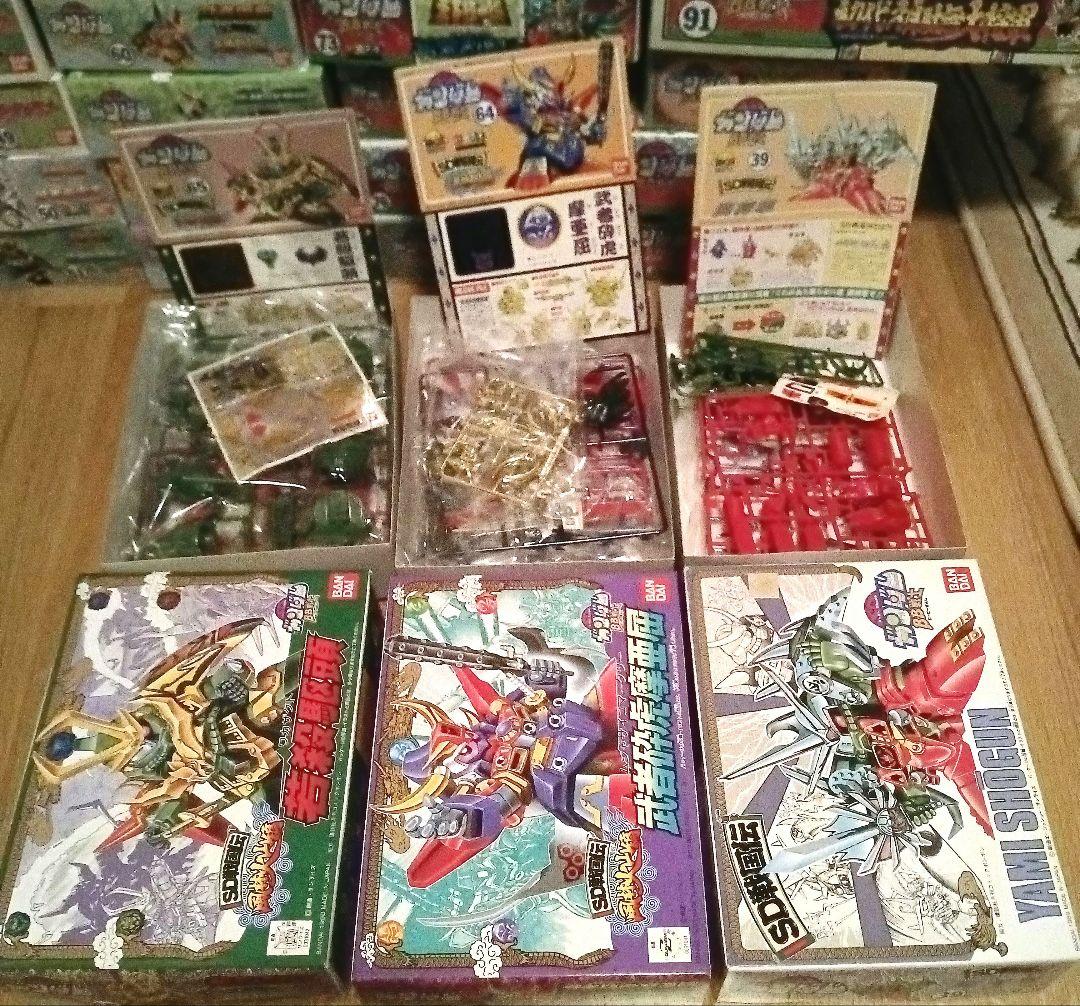 SDガンダムBB戦士 ３５個まとめ売り　ガンプラ【未組立】