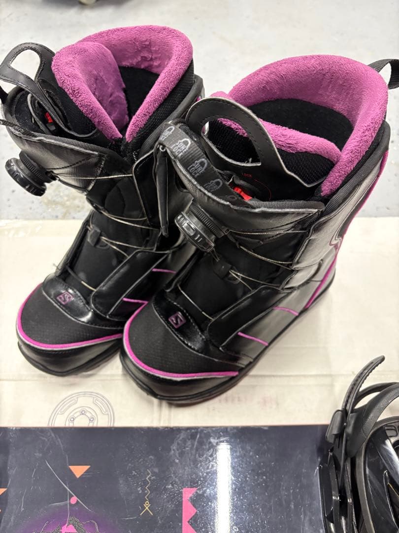 サロモン　レディース　ブーツ 23.5cm ボード 142cm 中古セット