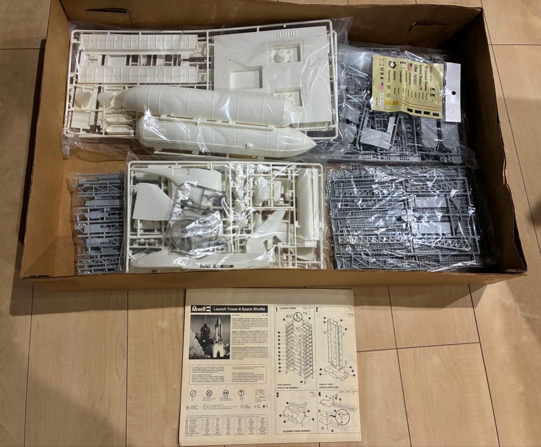 絶版 1/144 REVELL スペースシャトル 発射台 超精密ビックスケ-ル
