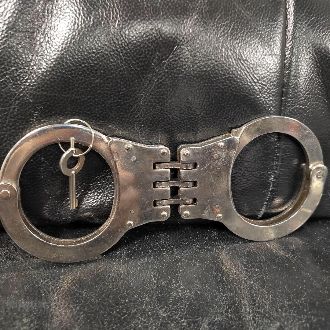 金属製 手錠 鍵付き