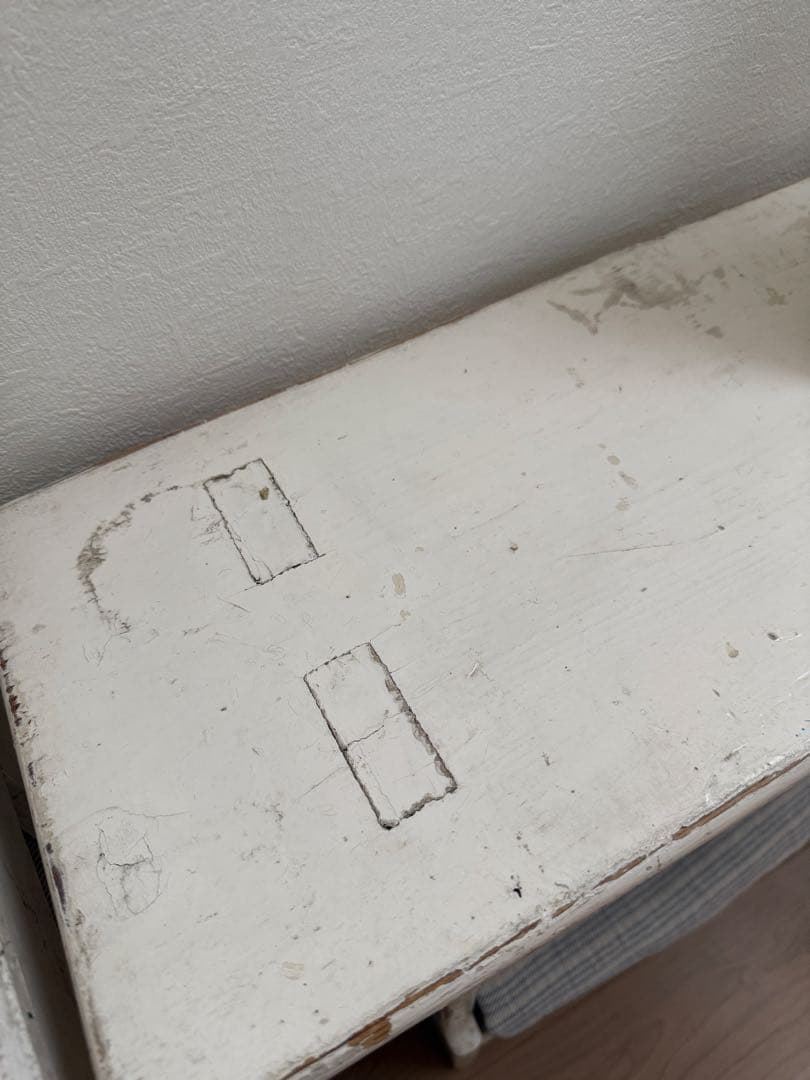 【英国直輸入】アンティーク ホワイト木製シェルフ