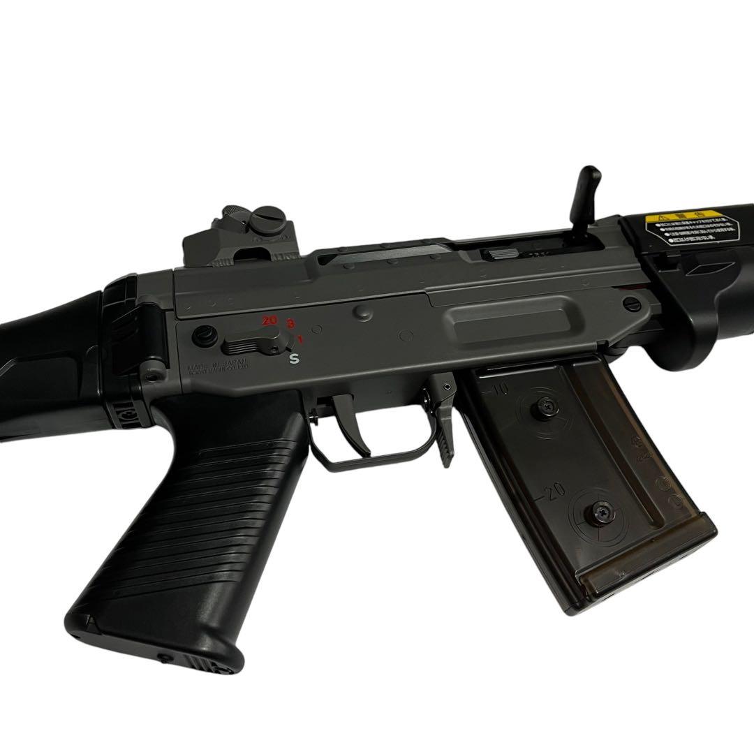 【極美品】東京マルイ　SIG SG551 SWAT 自動電動エアーガン バースト
