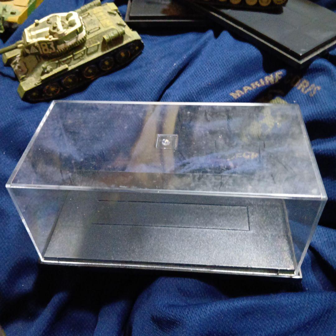 陸上自衛隊　９０式戦車他・６両