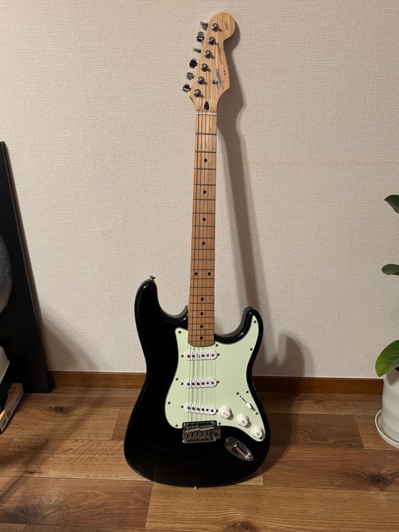 美品 メンテ済 Squier STANDARD STRATOCASTER