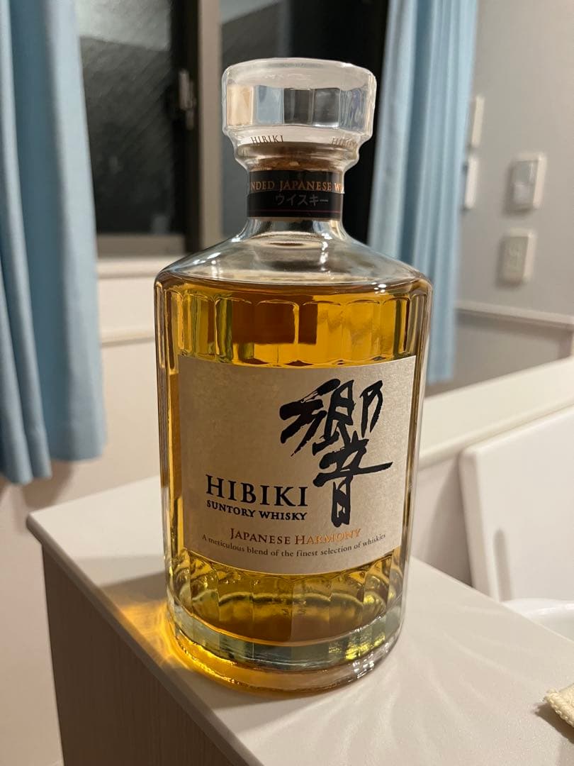 ウイスキー SUNTORY HIBIKI JAPANESE HARMONY 700ml