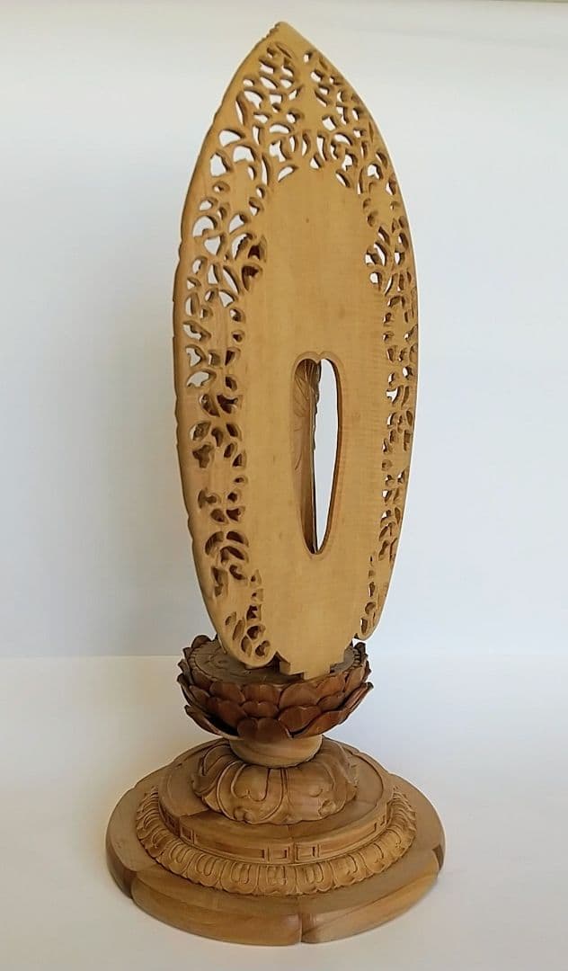 阿弥陀如来立像 5寸 #660 円台座 宝相華唐草 透彫り◆白檀 木彫 仏像