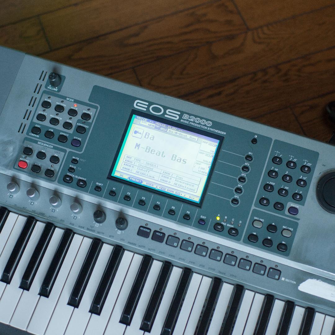 ヤマハ Yamaha EOS B2000 シンセサイザー キーボード QY700