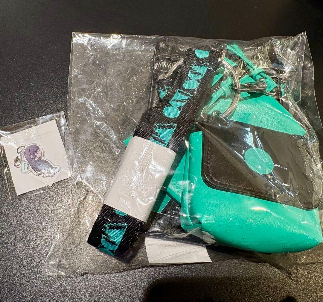 Ado Adotomy 会場限定2点セット　ストラップポーチ & チャーム