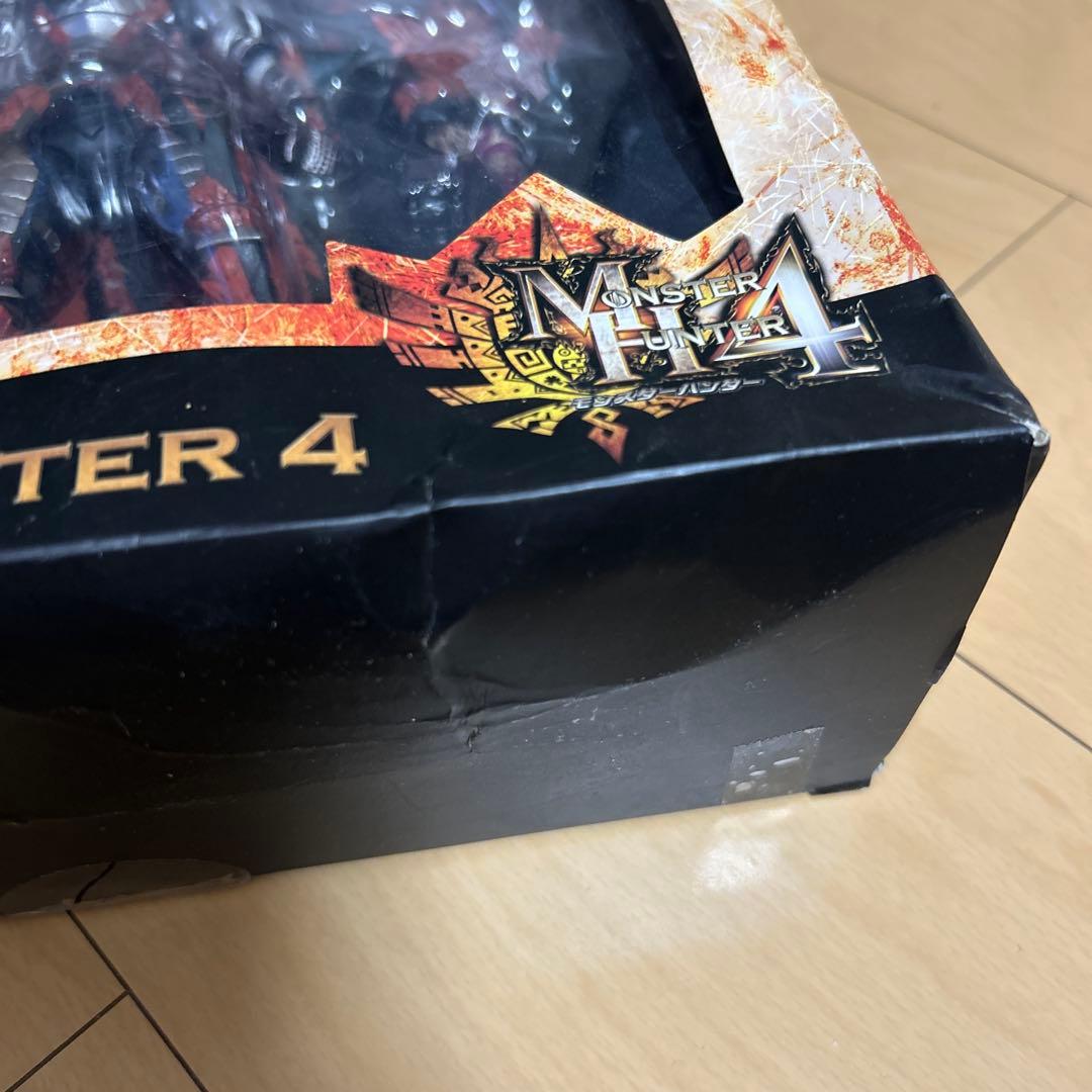 【即購入ok!!】モンスターハンター4 レウスシリーズ装備ハンター (剣士)