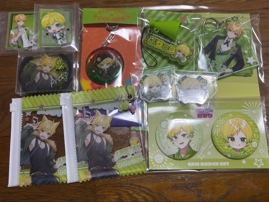 AMPTAK ぷりっつ　アクリルキーホルダー　マルチケース　夏祭り　缶バッジ