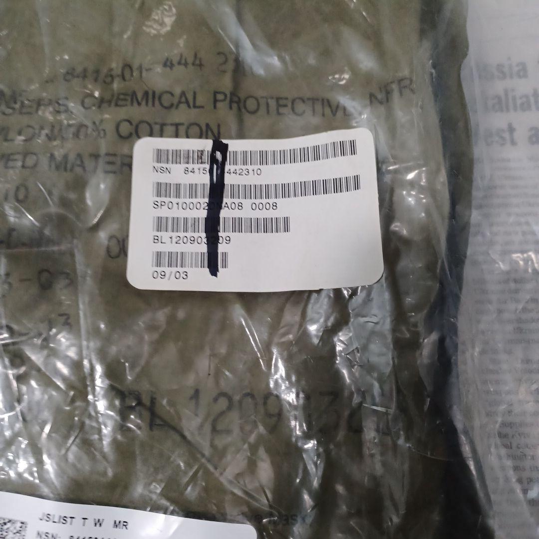 ✨送料無料　ケミカルプロテクティブ TROUSERS　MEDIUM/R (2)