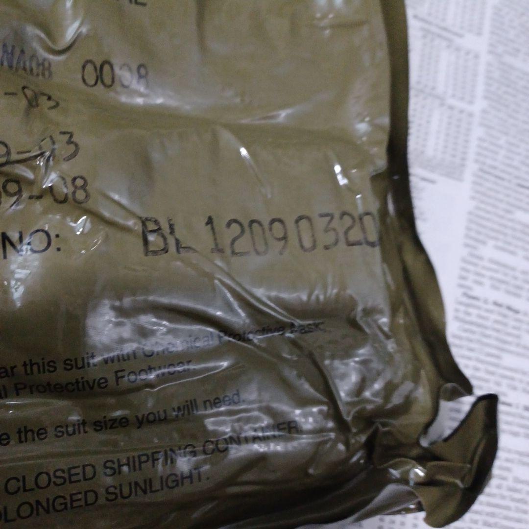 ✨送料無料　ケミカルプロテクティブ TROUSERS　MEDIUM/R (2)