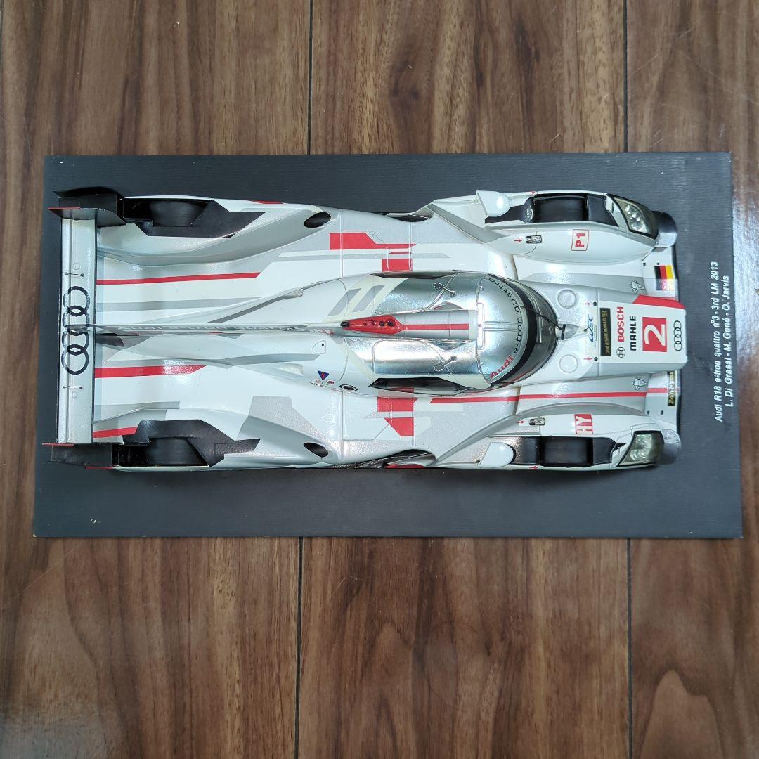 ミニカー Audi e-tron quattro Le Mans '14 1:18