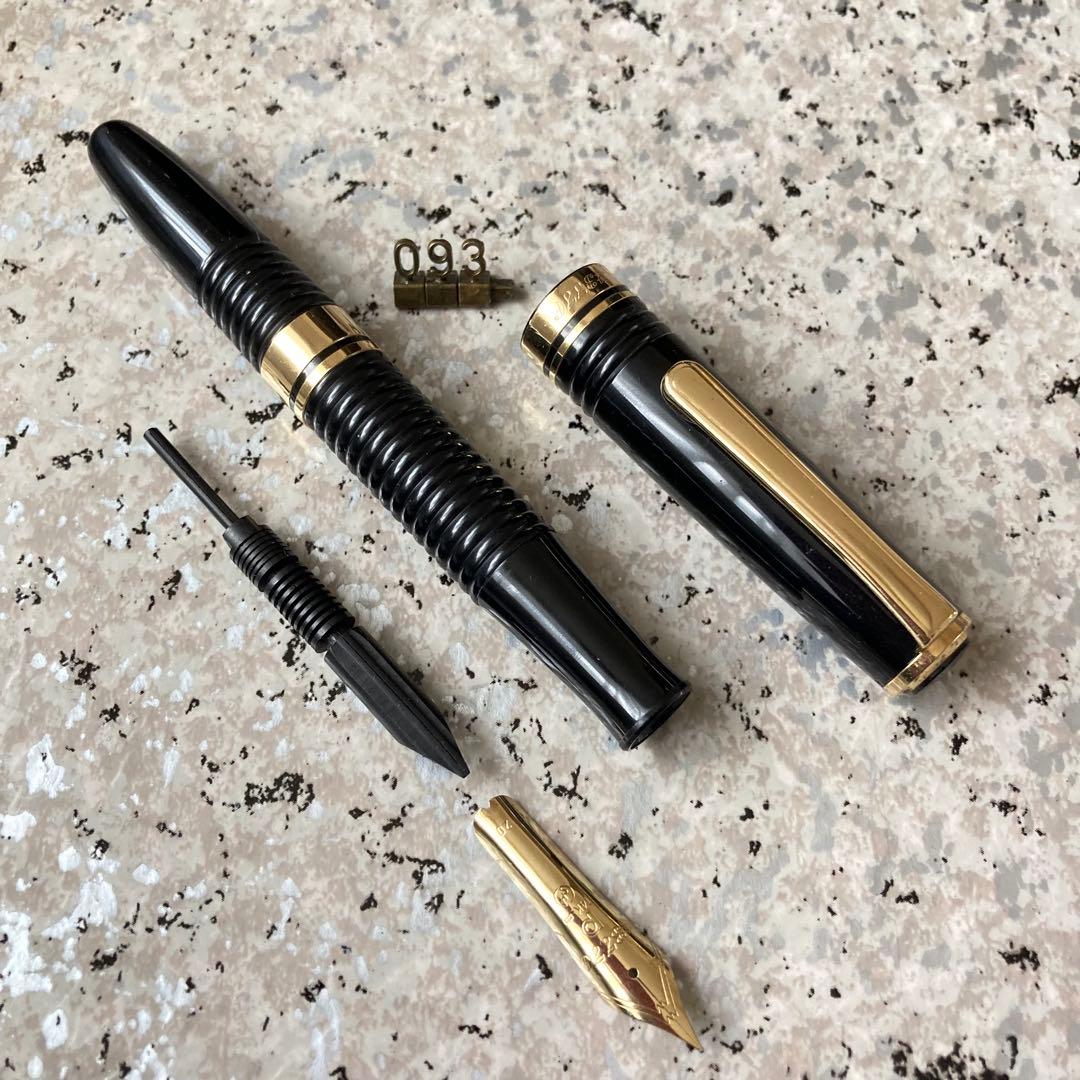 #093 オーバーホール済み 万年筆 PLATINUM 3776 14k