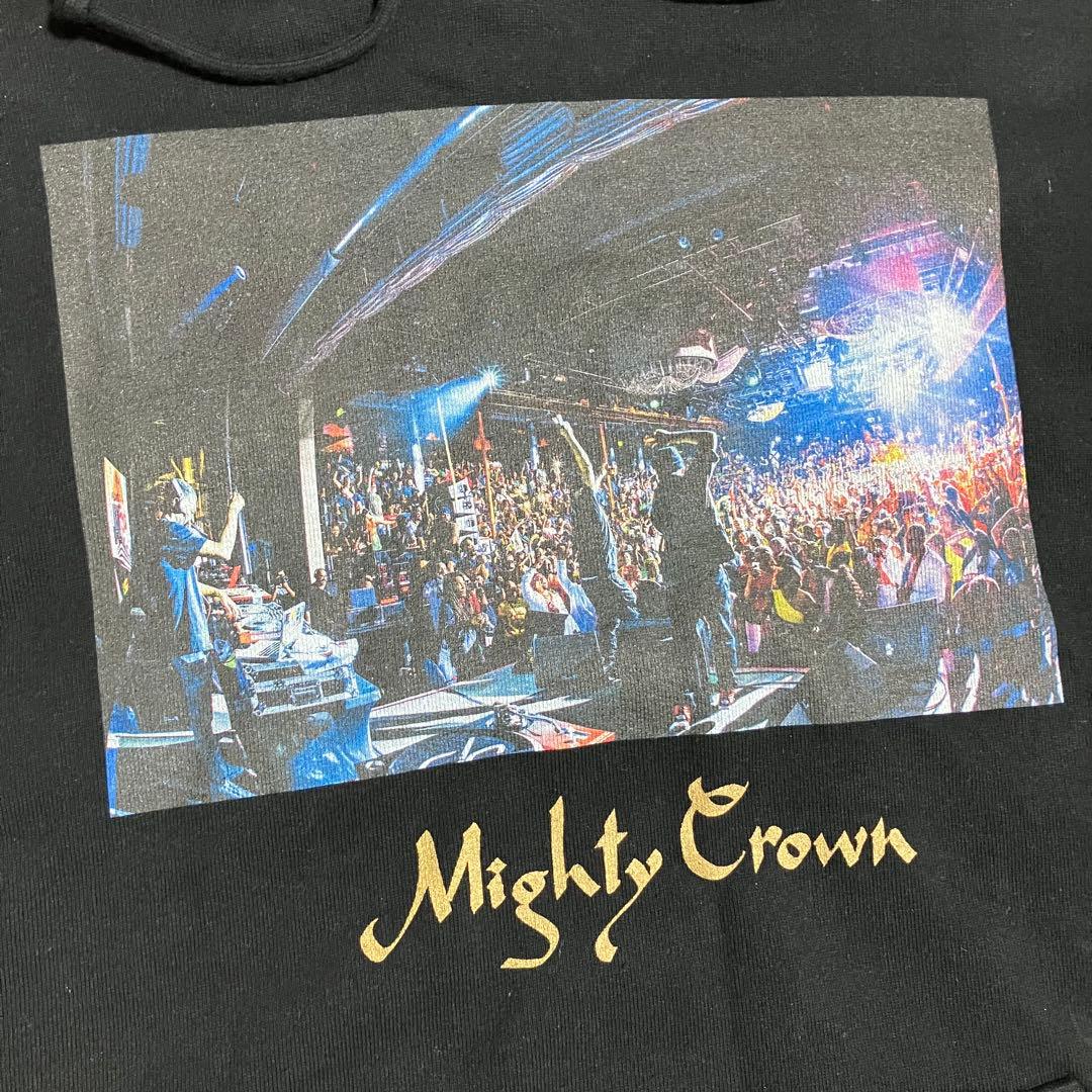 MIGHTY CROWN「3 PEAT CHAMPIONS」フーディー 黒XL
