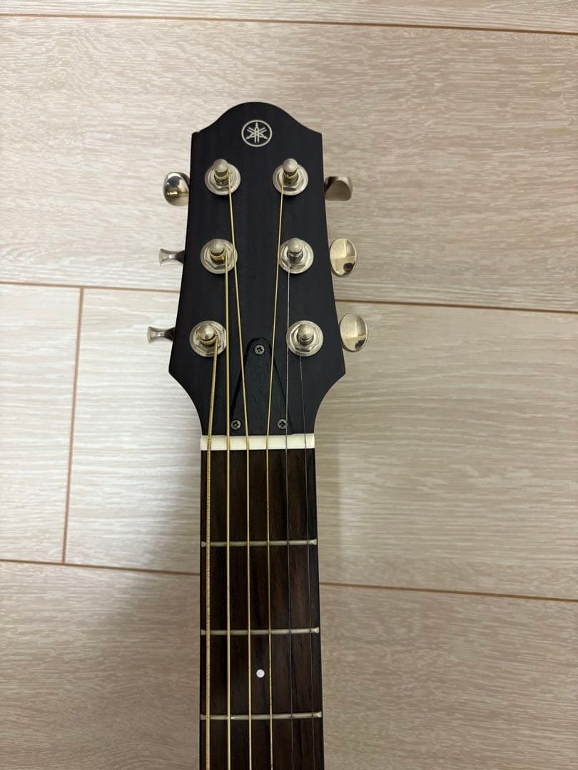 ヤマハ　サイレントギター　SLG200S NT