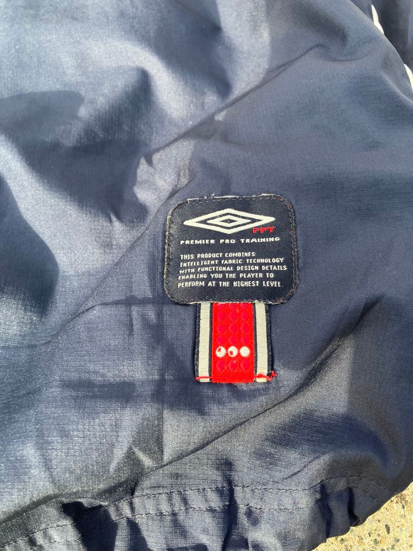 【美品】在原みゆ紀 UMBRO×イングランド代表/トラックジャケットジャージXL