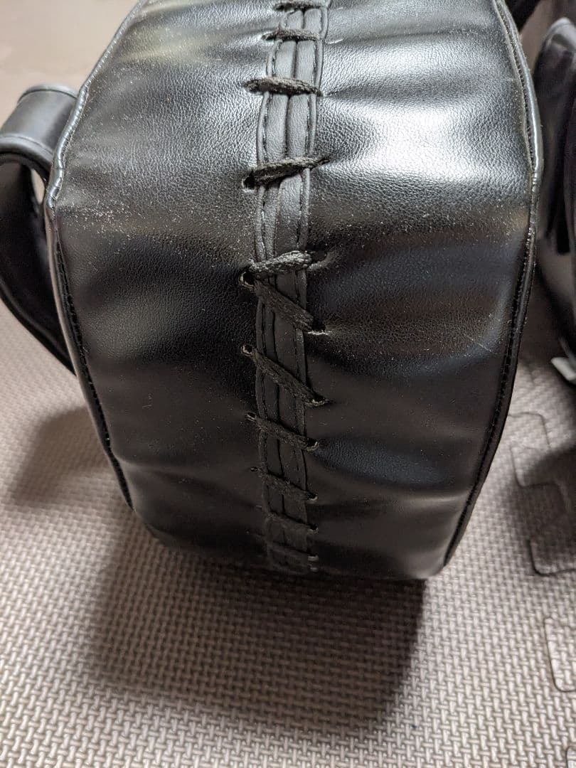 adidas キックミット 黒