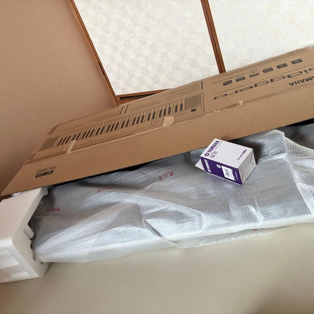 YAMAHA piaggero NP12 電子キーボード 電源アダプター譜面台付