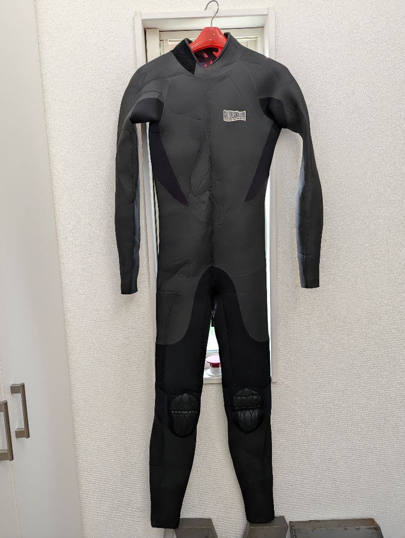 ウェットスーツ　セミドライ　裏起毛　5mm3mm オーダー品　使用1回のみ