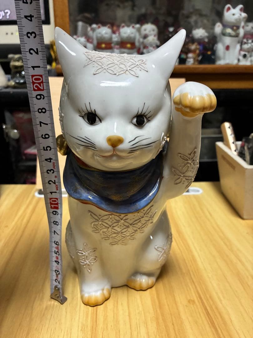 招き猫 陶器製置物