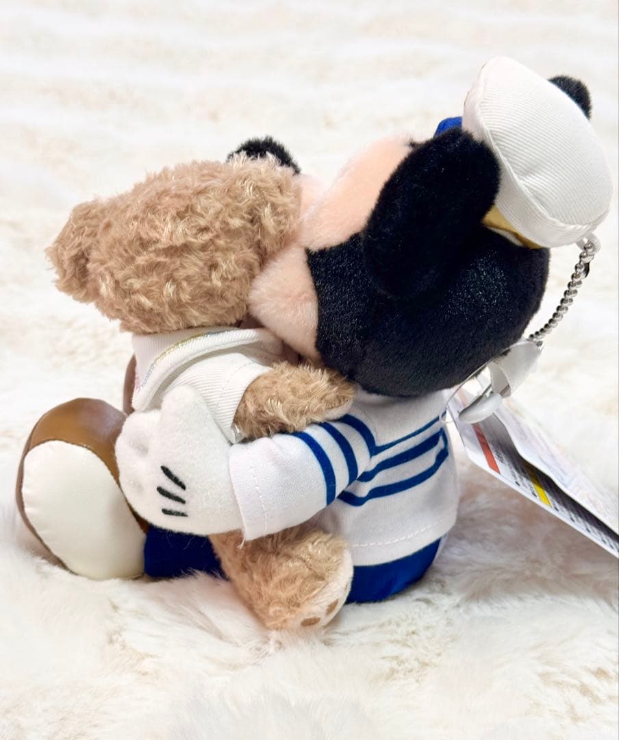 ディズニー　ダッフィー　ミッキーマウス 　ぬいぐるみバッジ　ぬいば