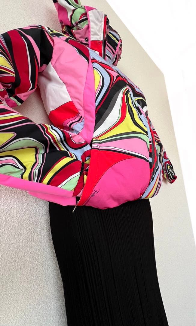 エミリオプッチ　ロシニョールとコラボ　防水　防寒