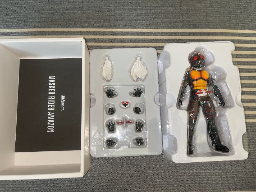 S.H.Figuarts 真骨彫製法　仮面ライダー アマゾン