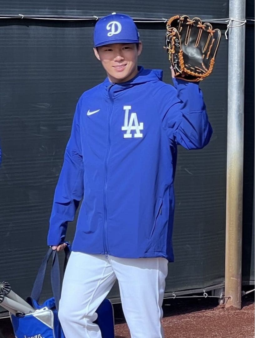 ナイキ オーセンティック ドジャースジャケット サイズXL 新品タグ付選手支給品