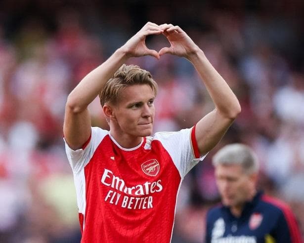 アーセナル　ウーデゴール　オーセンティック ホーム（M）2023-24