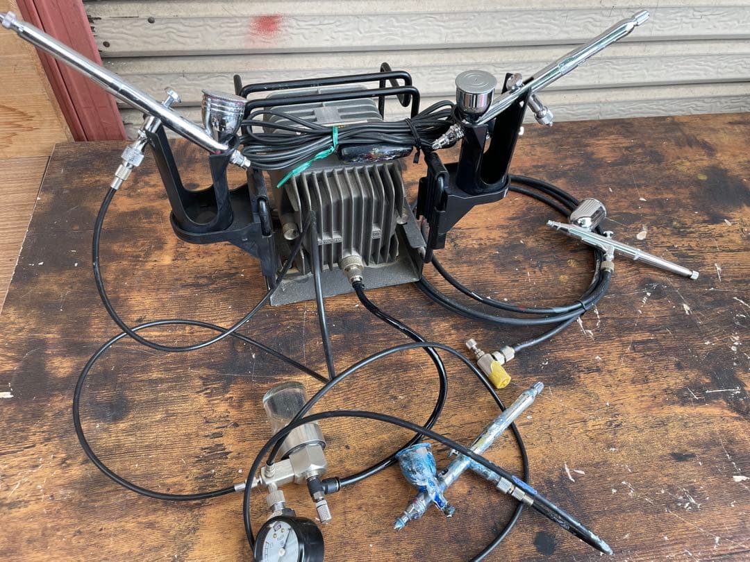 エアブラシ　コンプレッサーなどセット