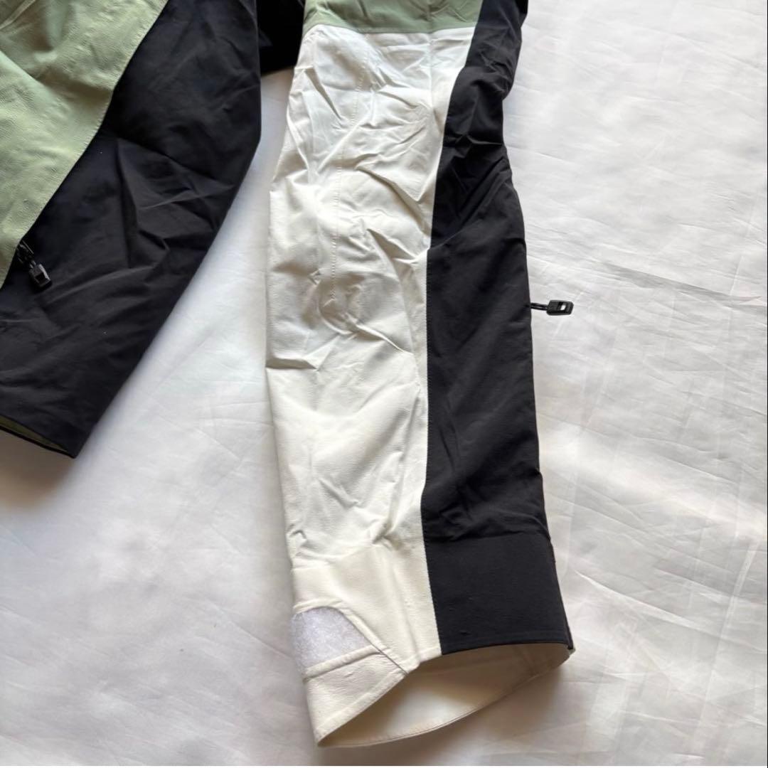 ak BURTON アップシフト GORE-TEX 2L スノーボードウェア