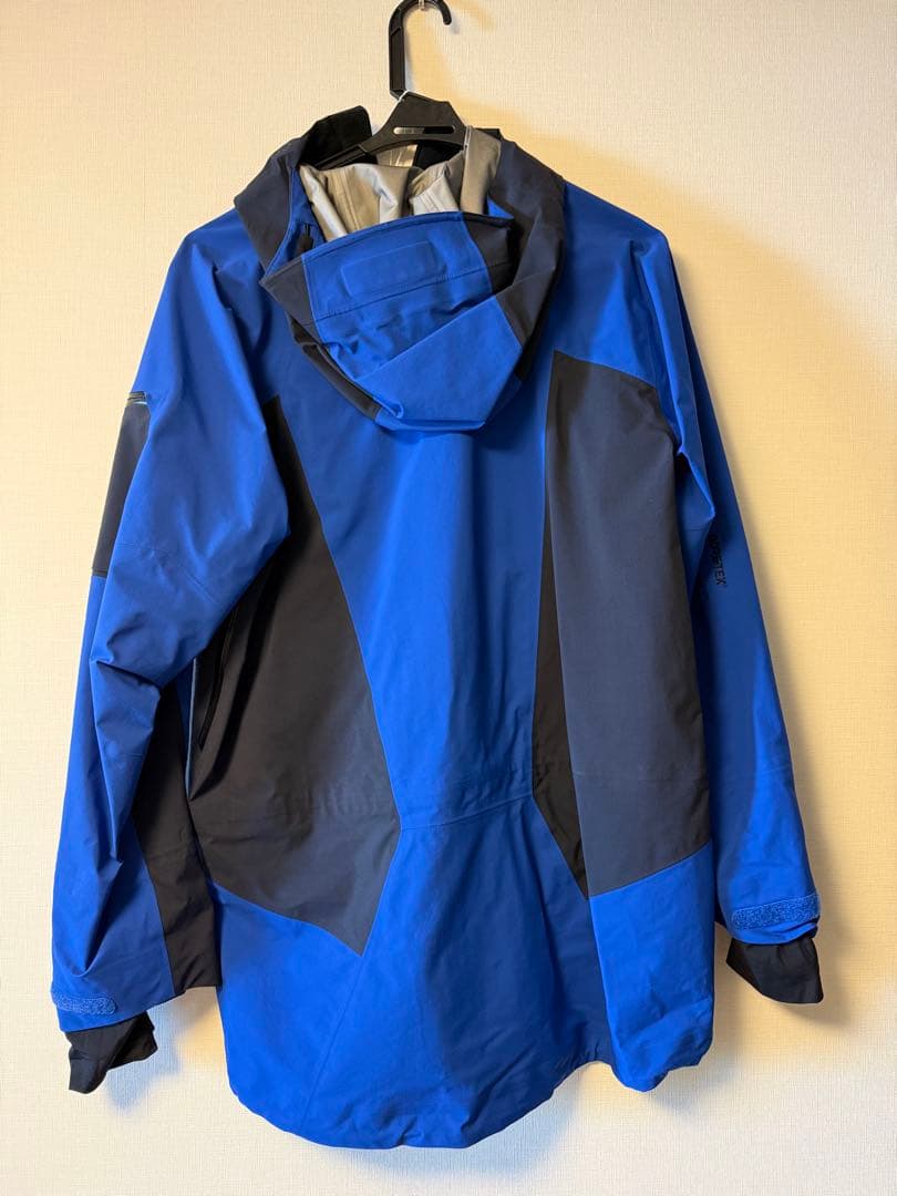 ピークパフォーマンス　スキーウェア 上下セット　メンズS