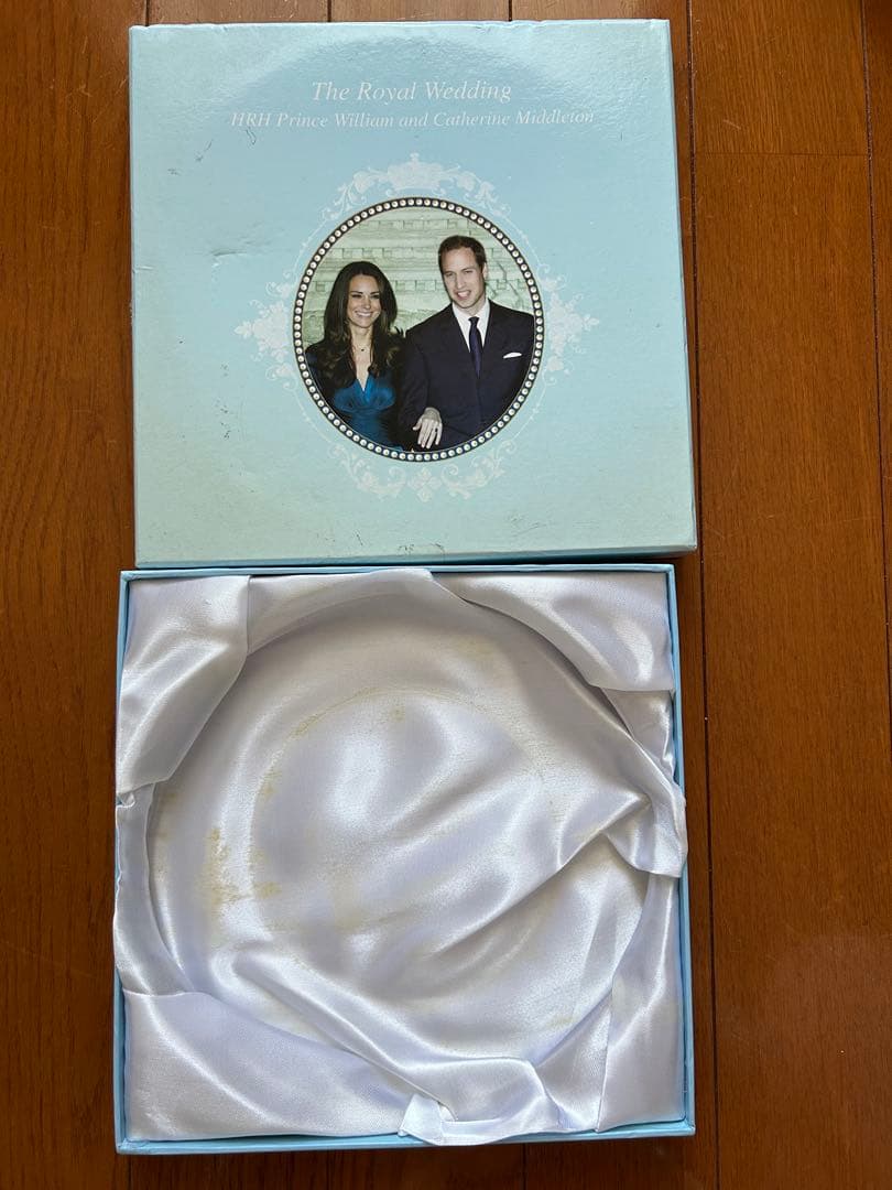 ロイヤルウェディング 記念プレート