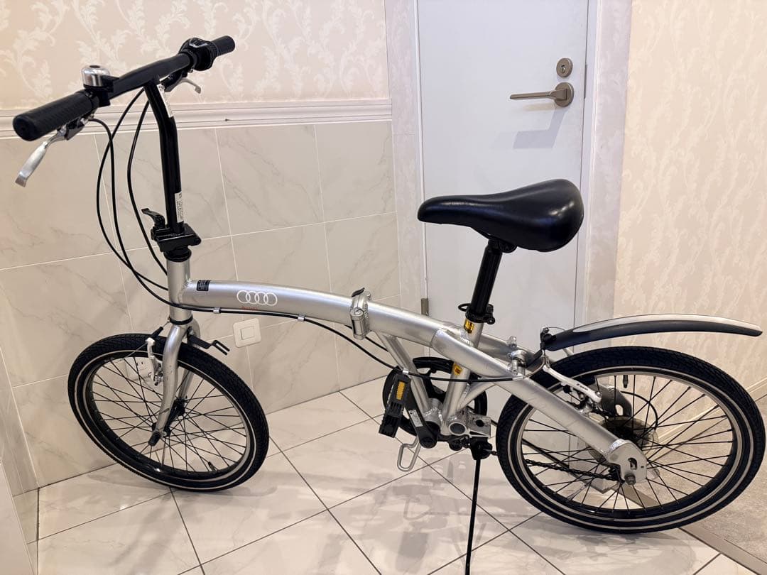 Audi 非売品 折りたたみ自転車 シルバー 美品 アウディ 希少