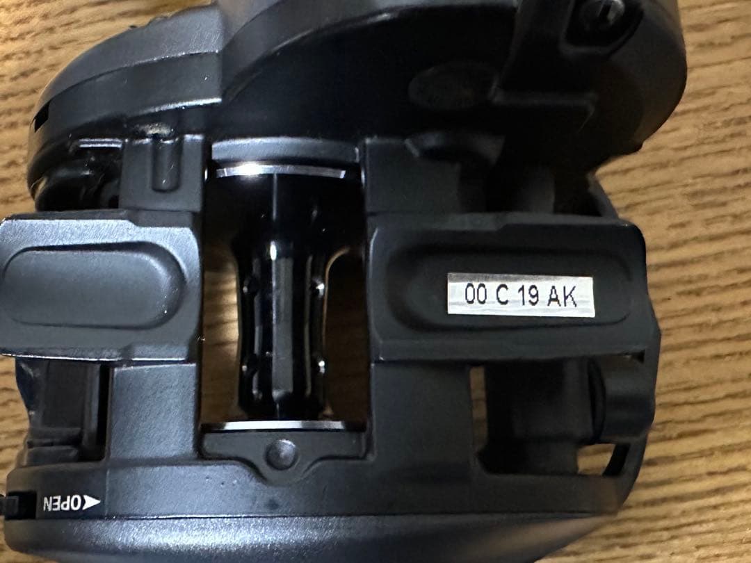 Abu / REBO BEAST 40-HS / ロケットギア 換えスプール付き