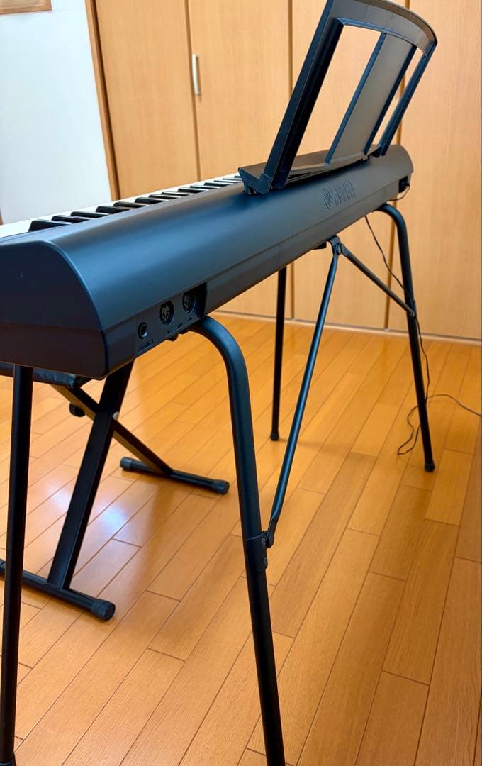 YAMAHA 電子キーボード piaggero(ピアジェーロ) NP-11