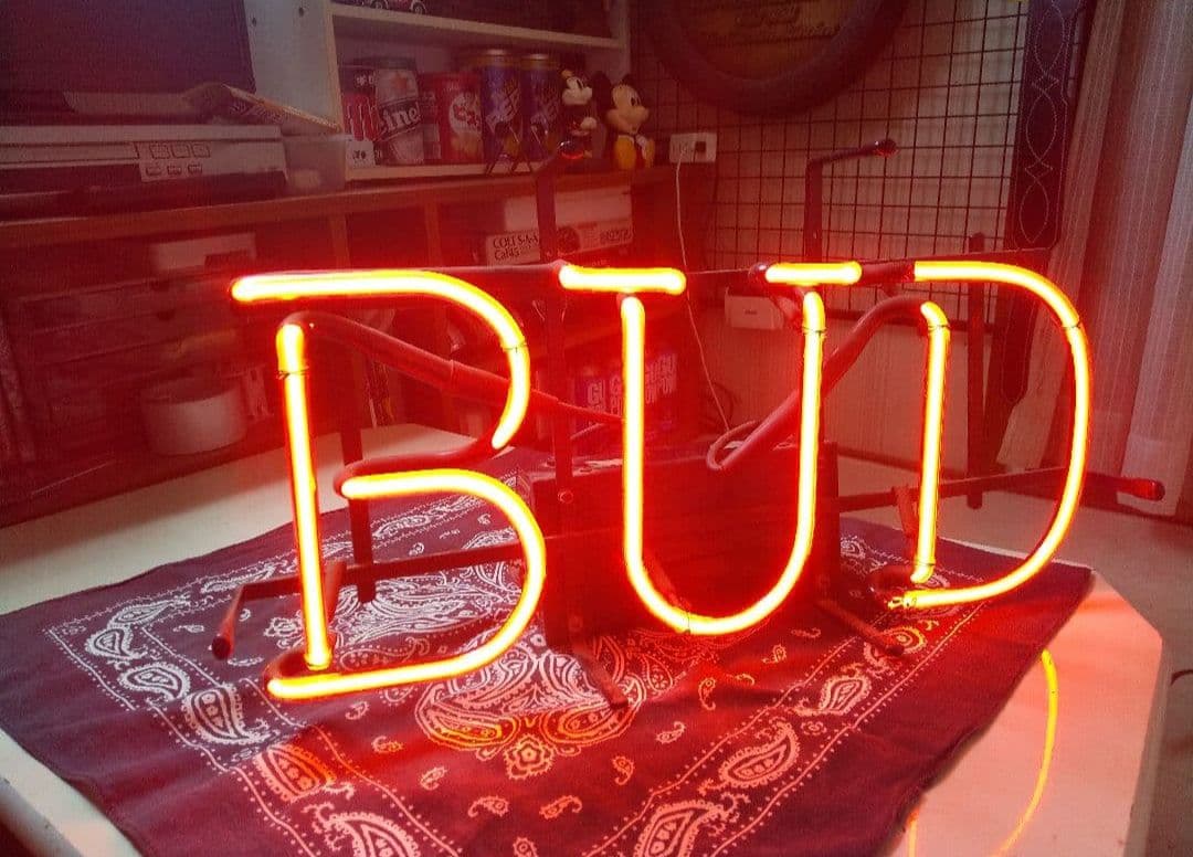 アメリカン雑貨レトロ、アンティークBUDネオンサイン ネオン管