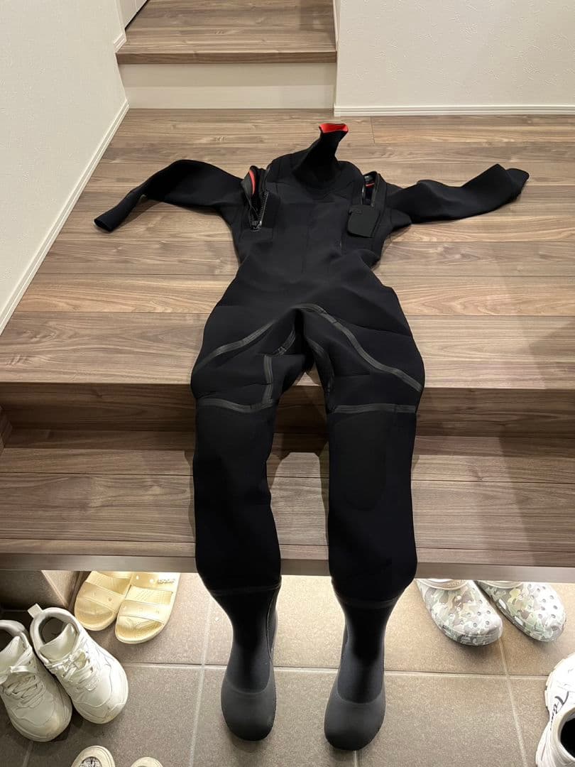 MAXIM ドライスーツ　ML　サーフィン　3回のみ使用品