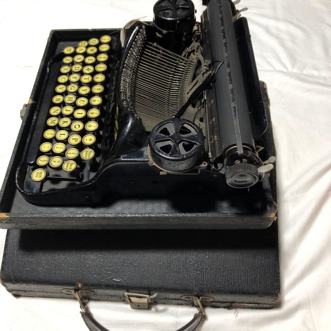 CORONA FOUR タイプライター 黒