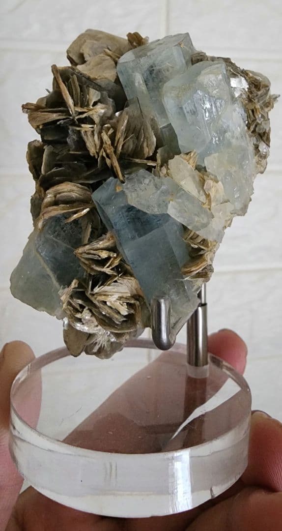 ダークブルーアクアマリン