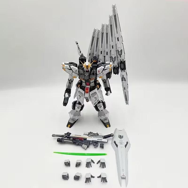 ニューνガンダム1/100人気アニメゲームガンプラモデルキット憧れの逆襲のシャー