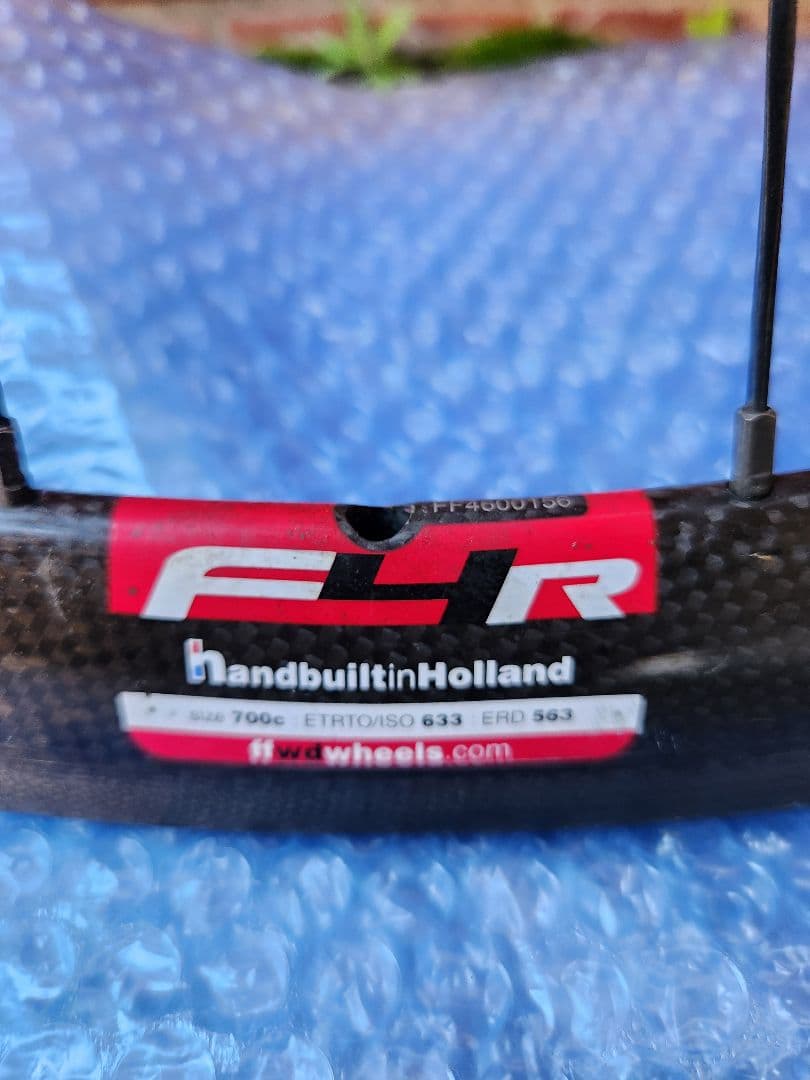 FFWD F4R チューブラー