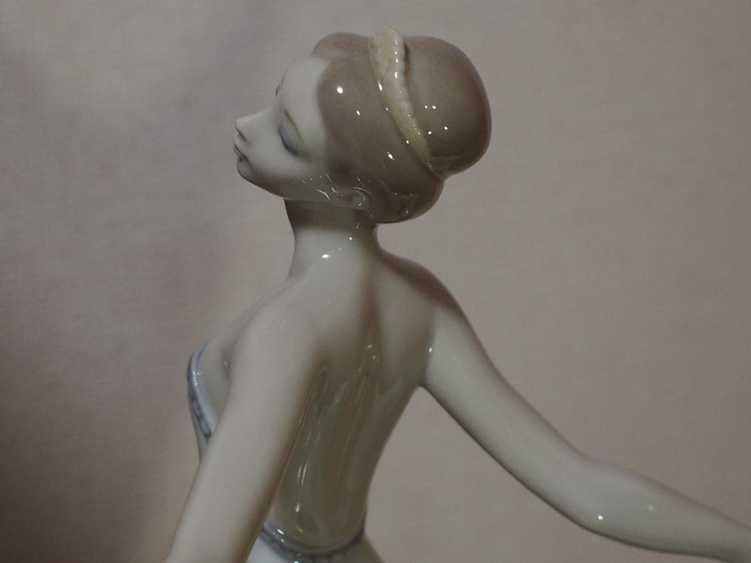 ◆LLADRO リヤドロ 踊る少女 スペシャルバージョン フィギュリン　美品