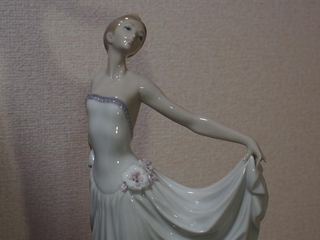 ◆LLADRO リヤドロ 踊る少女 スペシャルバージョン フィギュリン　美品