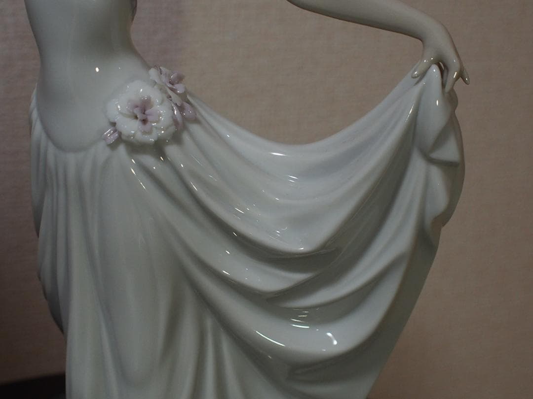 ◆LLADRO リヤドロ 踊る少女 スペシャルバージョン フィギュリン　美品